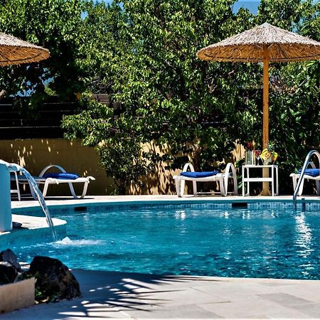 Xenos Villa 2 With A Private Pool,Near The Sea Тигаки Экстерьер фото