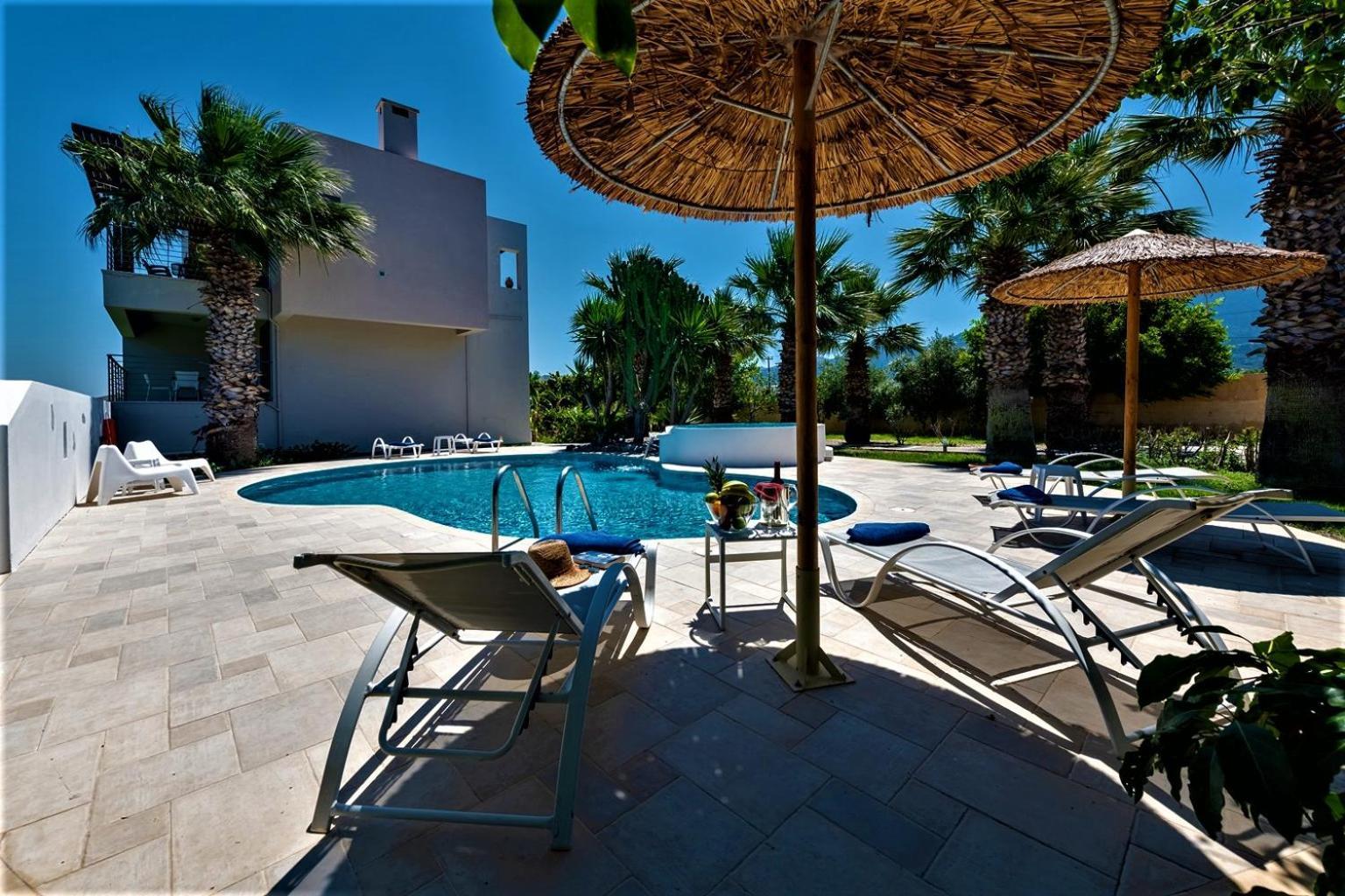 Xenos Villa 2 With A Private Pool,Near The Sea Тигаки Экстерьер фото