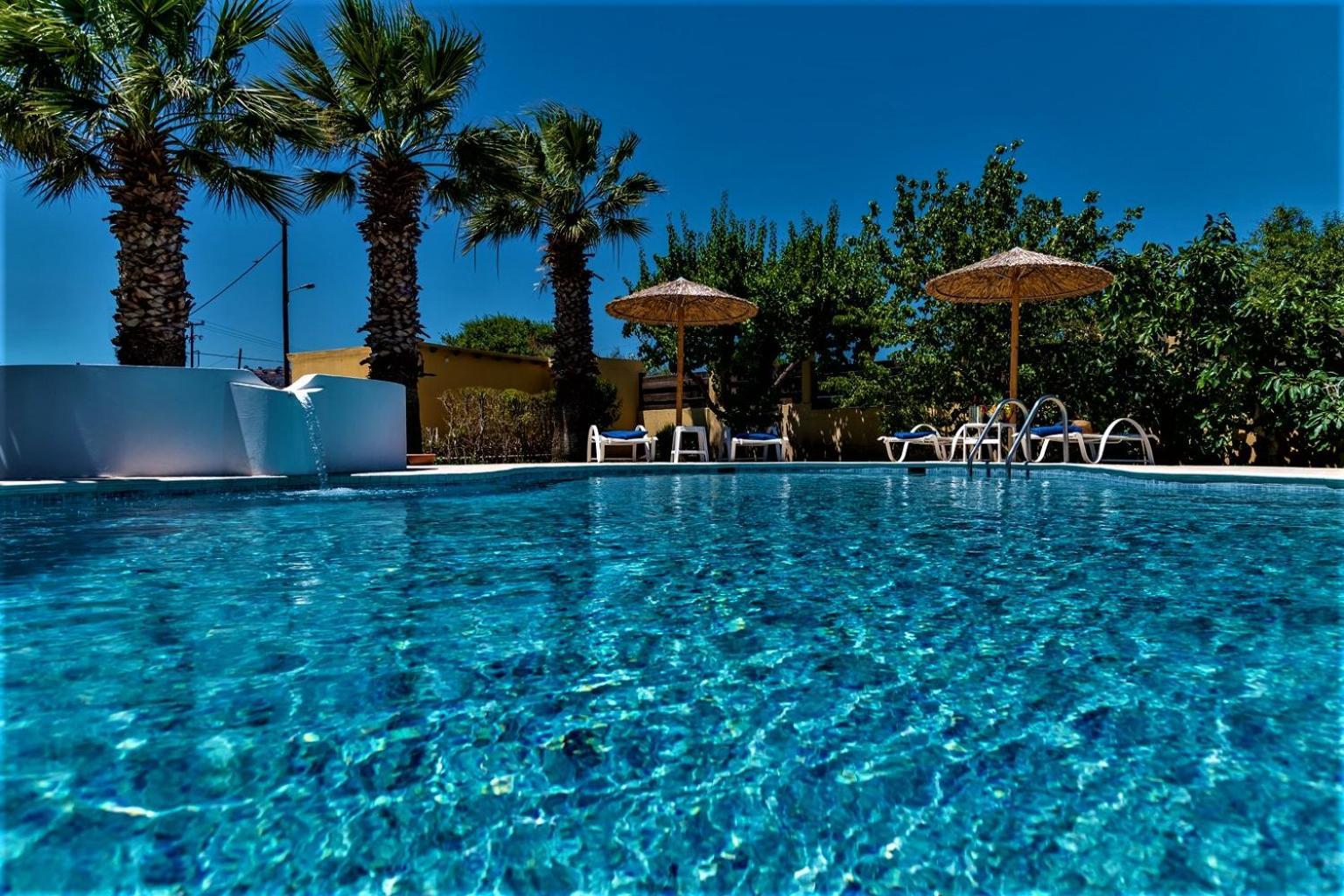 Xenos Villa 2 With A Private Pool,Near The Sea Тигаки Экстерьер фото